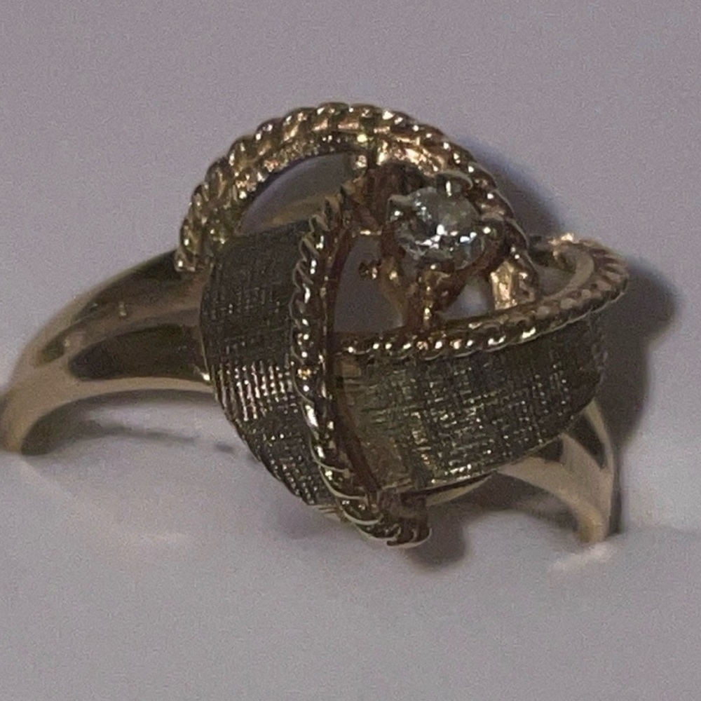 Love Knot Set in  Yellow 10 KGold Women's Ring